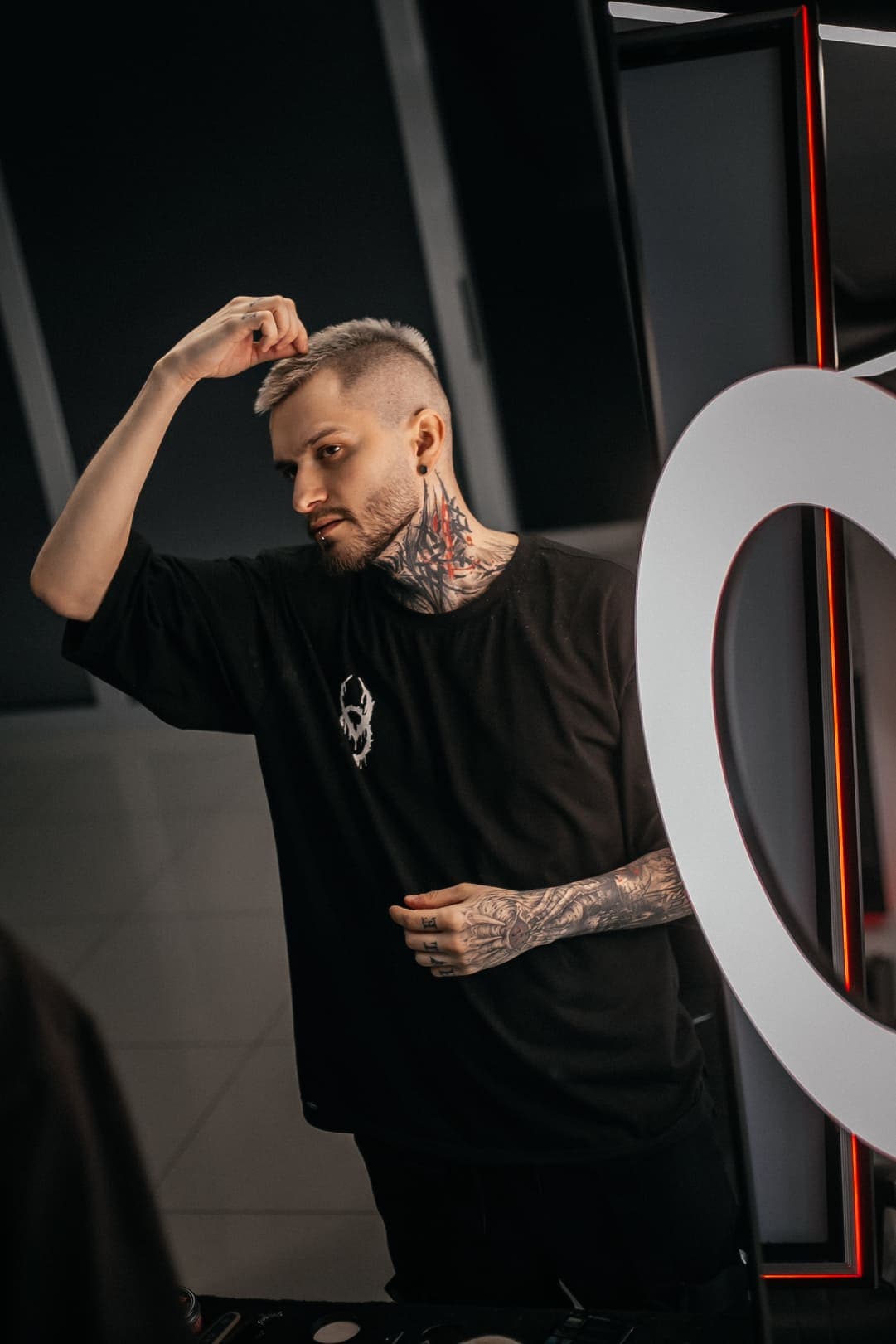 Dark Barber